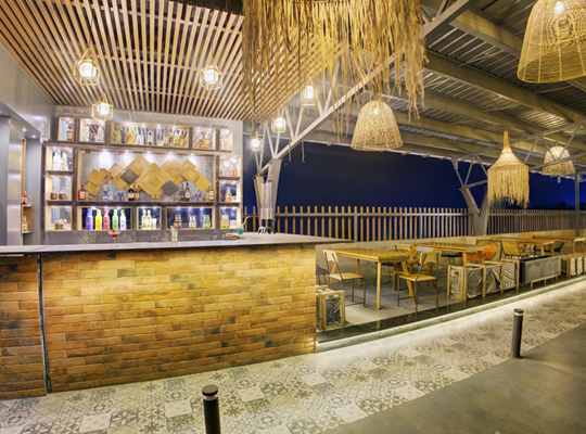 Cozzet Mahad restaurant Metro Sky Lounge
