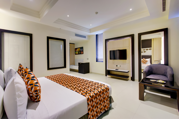 Club Room, Cozzet Alwar