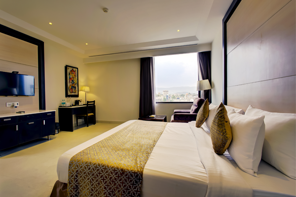 Club Room, Cozzet Alwar