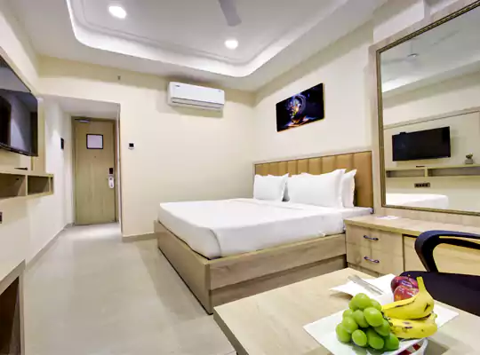 Club Room, Cozzet Royale