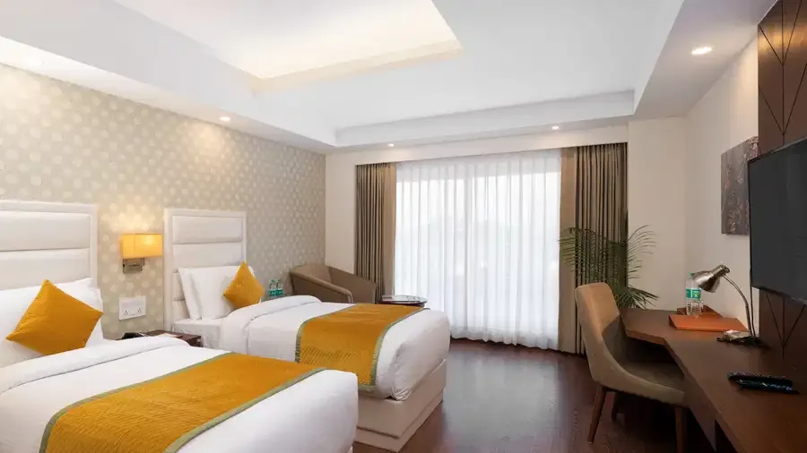 Superior Room , Cygnett Inn Paras